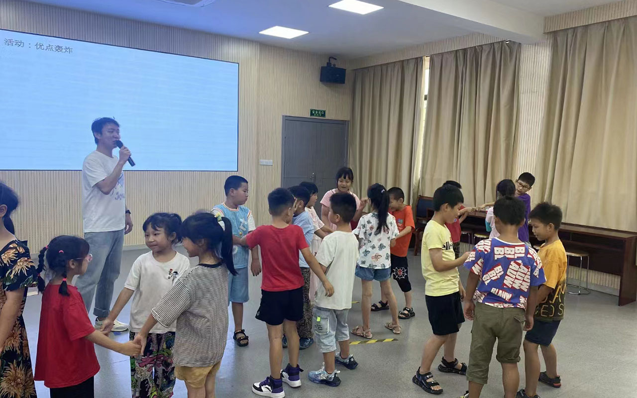 龙港龙观乡中心学校